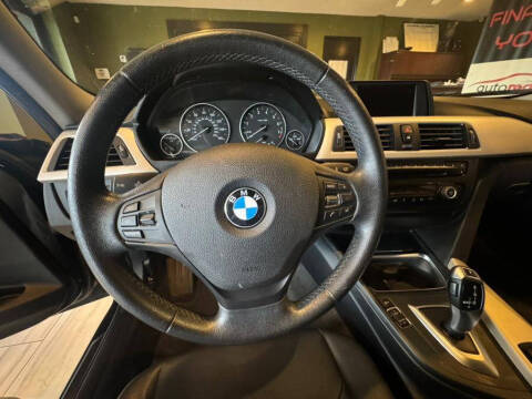 2015 BMW 3 Series 320i