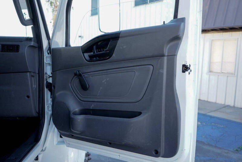 2021 International MV607
