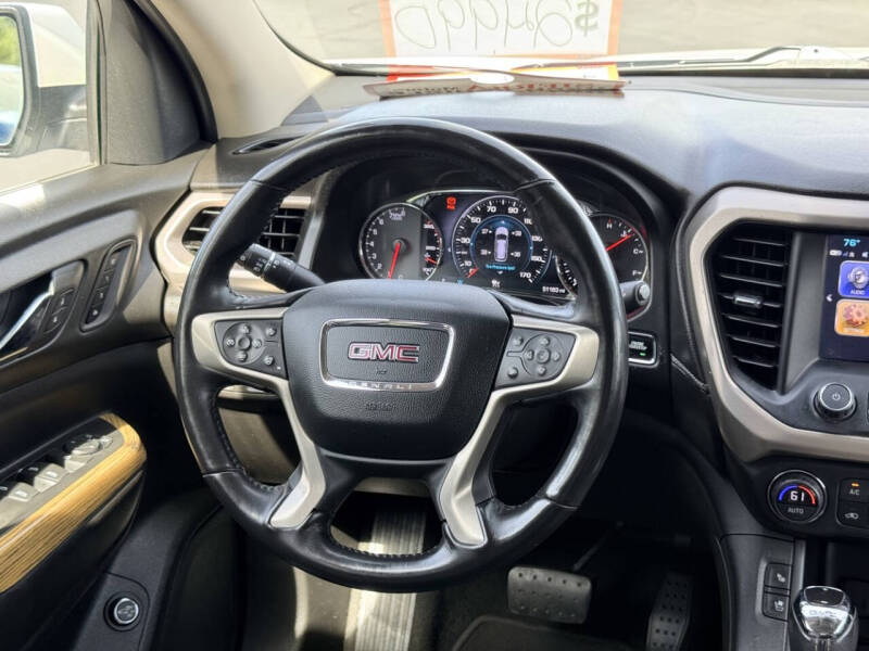 2019 GMC Acadia Denali