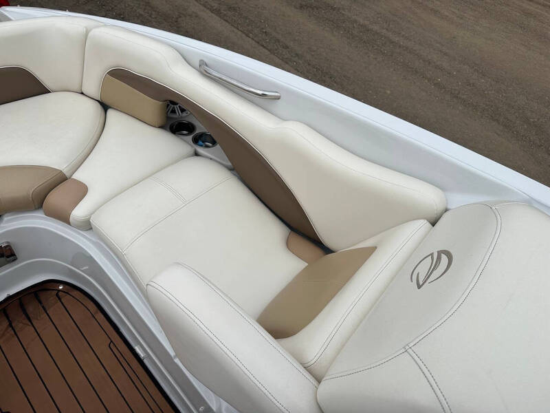 2013 Crownline E260 XS