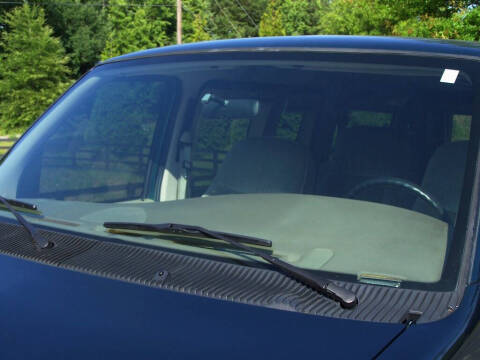 2000 Ford E-Series E-150