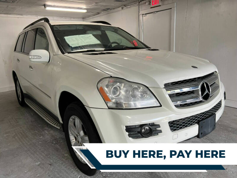 2008 Mercedes-Benz GL-Class for sale at Friendly Auto Sales in Pasadena TX