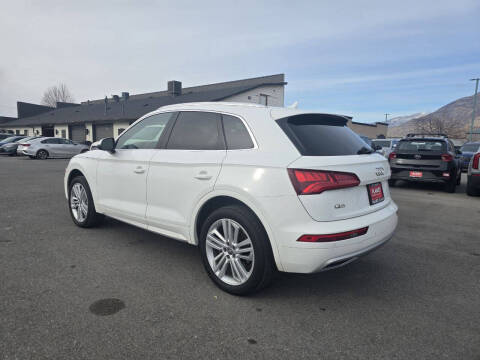 2019 Audi Q5 quattro Prestige 45 TFSI