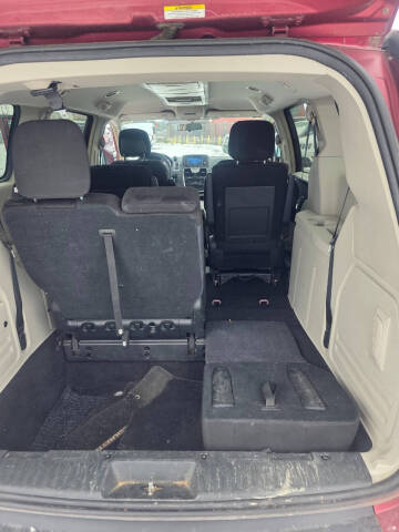 2011 Chrysler Town and Country Touring