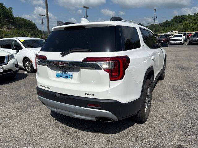 2022 GMC Acadia SLT