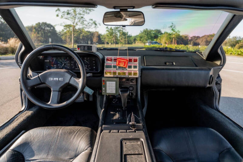 1981 DeLorean DMC-12