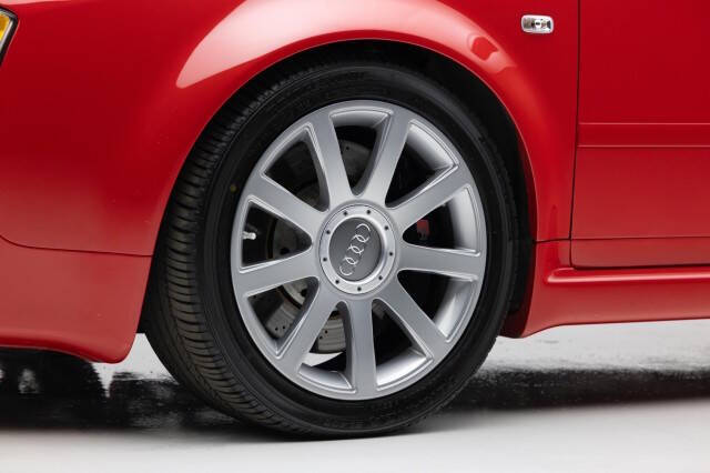 2003 Audi RS 6 quattro