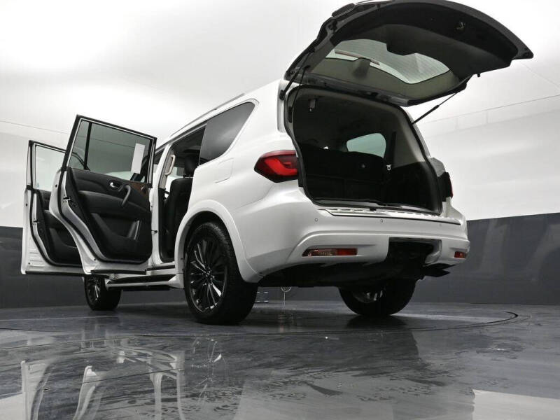 2023 Infiniti QX80 Premium Select