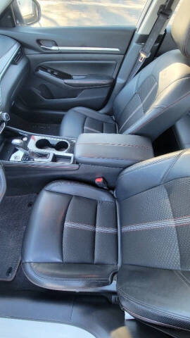 2024 Nissan Altima 2.5 SR