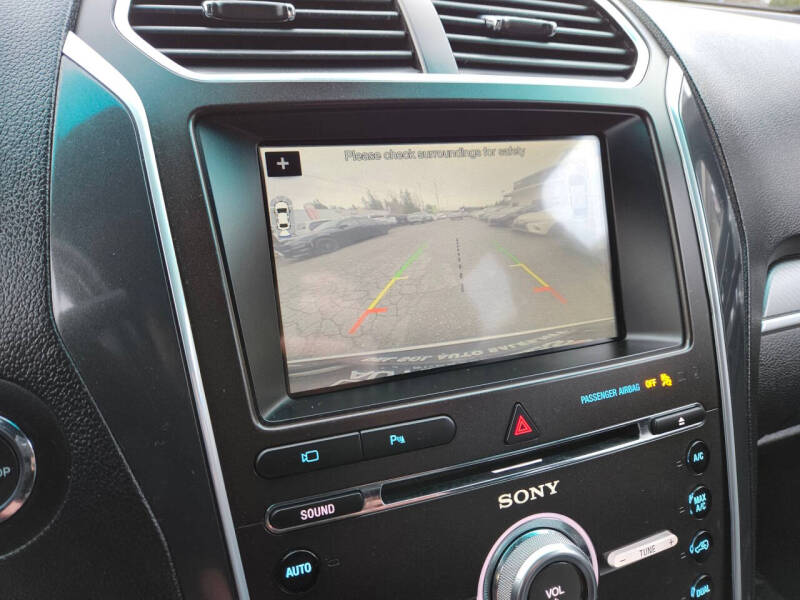 2017 Ford Explorer Sport