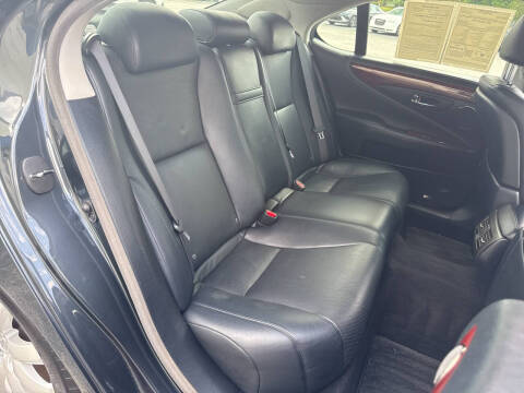 2007 Lexus LS 460