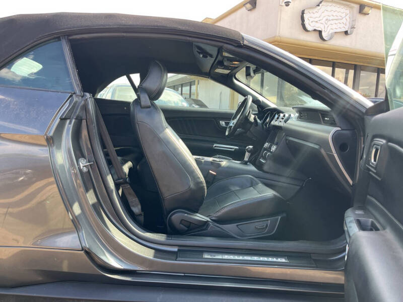 2020 Ford Mustang EcoBoost Premium