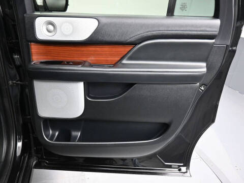 2021 Lincoln Navigator L Reserve