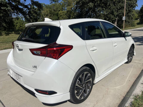 2016 Scion iM