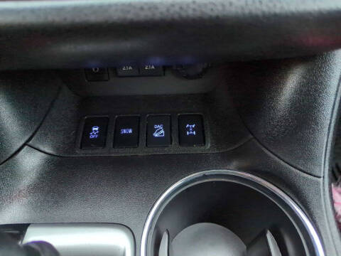 2017 Toyota Highlander LE