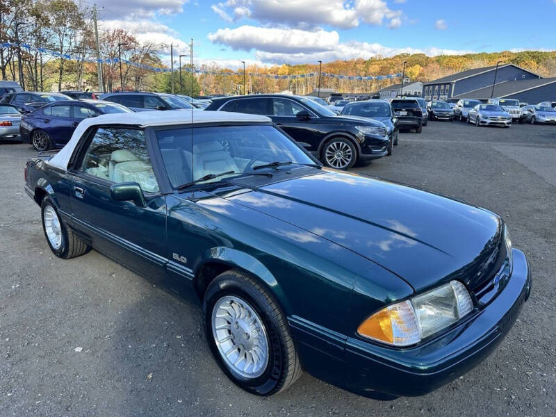 1990 Ford Mustang