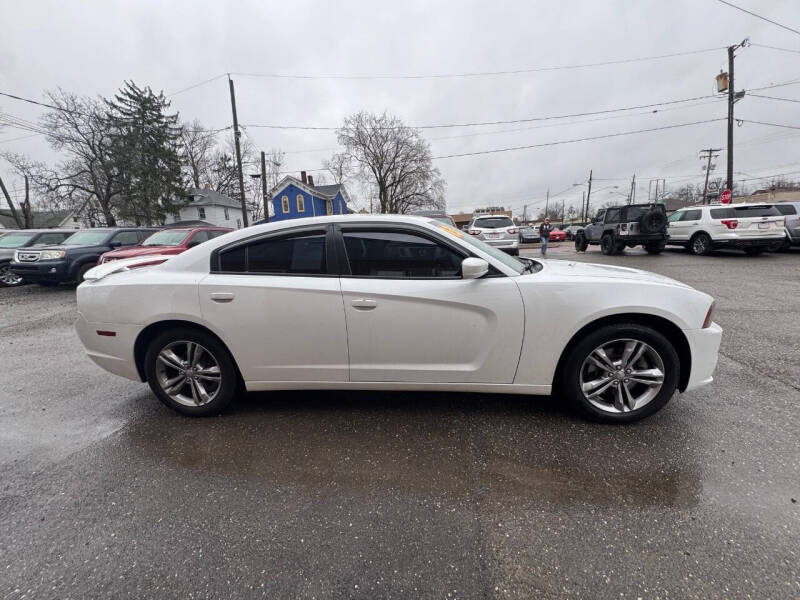 2013 Dodge Charger SXT