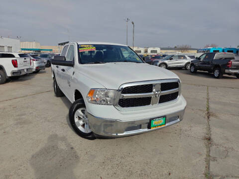 2023 RAM 1500 Classic SLT