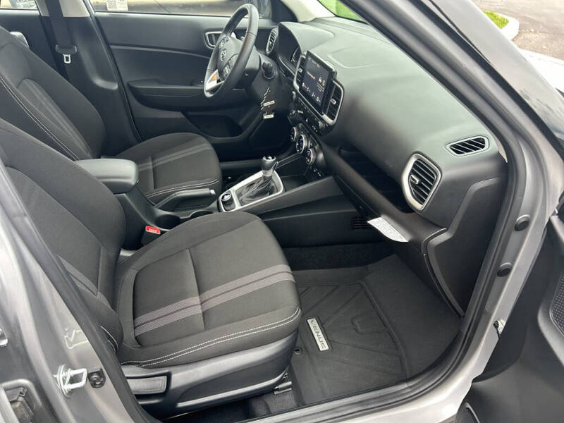 2024 Hyundai Venue SEL