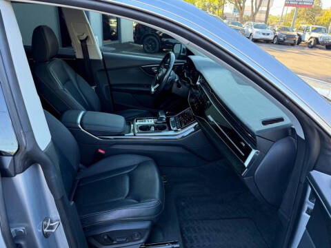 2019 Audi Q8 quattro Premium Plus 55 TFSI