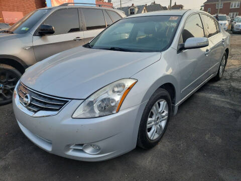 2011 Nissan Altima for sale at The Bengal Auto Sales LLC in Hamtramck MI