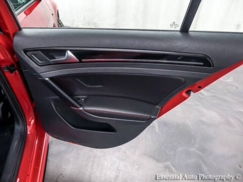 2017 Volkswagen Golf GTI SE