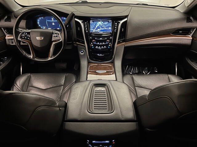 2020 Cadillac Escalade Standard