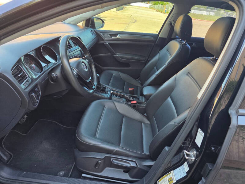 2020 Volkswagen Golf TSI