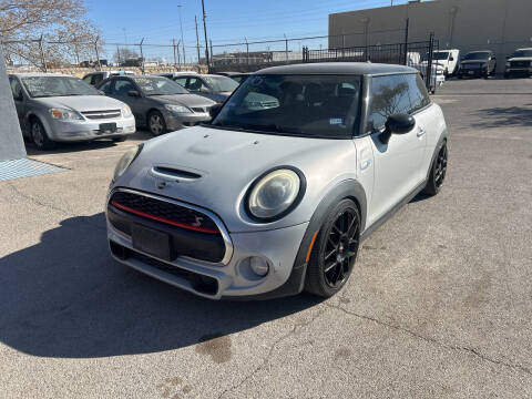 2015 MINI Hardtop 2 Door for sale at Legend Auto Sales in El Paso TX