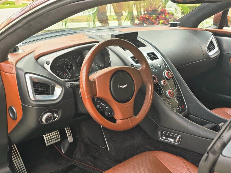 2014 Aston Martin Vanquish