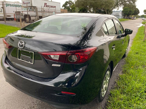 2017 Mazda MAZDA3 Sport