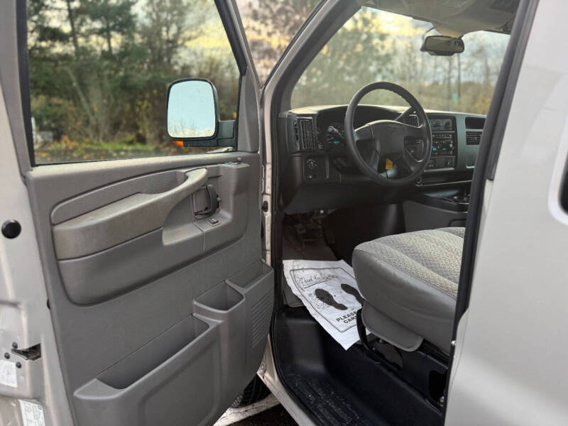 2005 Chevrolet Express 3500
