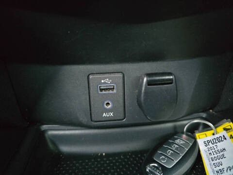 2017 Nissan Rogue SV