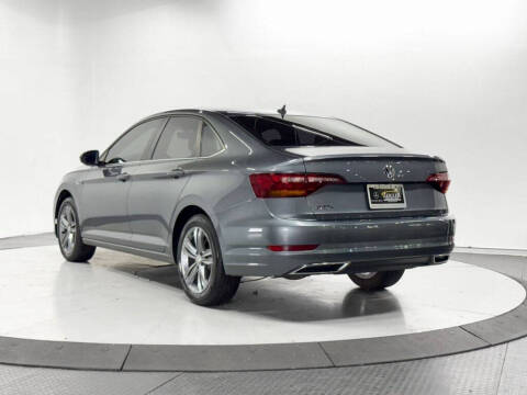 2019 Volkswagen Jetta R-Line