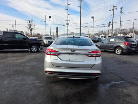 2017 Ford Fusion SE