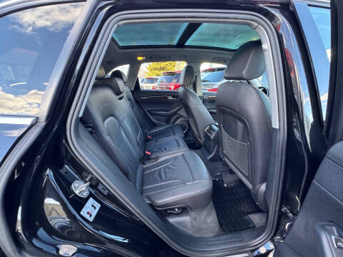 2017 Audi Q5 2.0T quattro Premium Plus