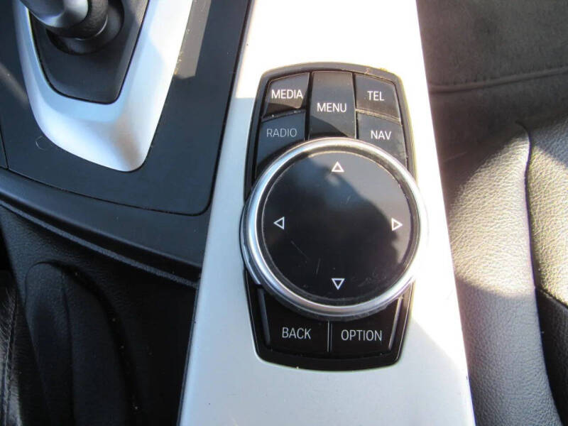 2017 BMW 3 Series 320i xDrive