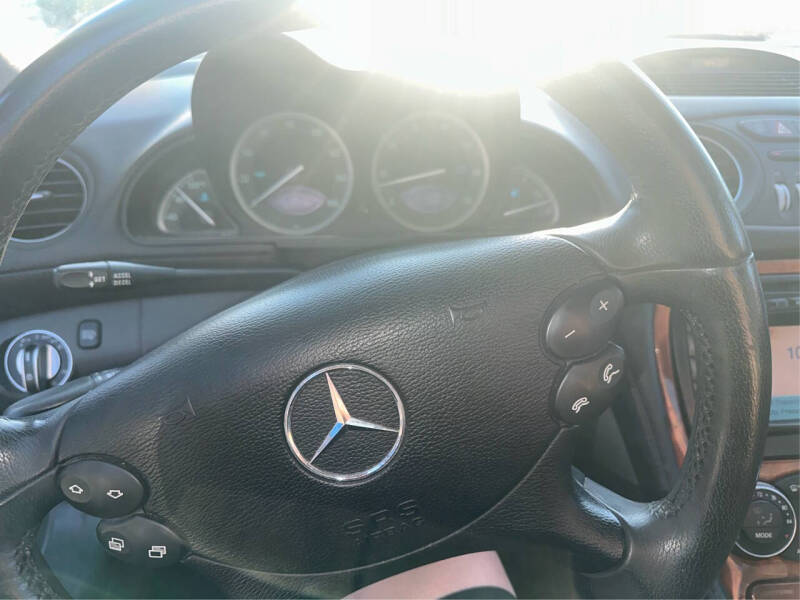 2004 Mercedes-Benz SL-Class