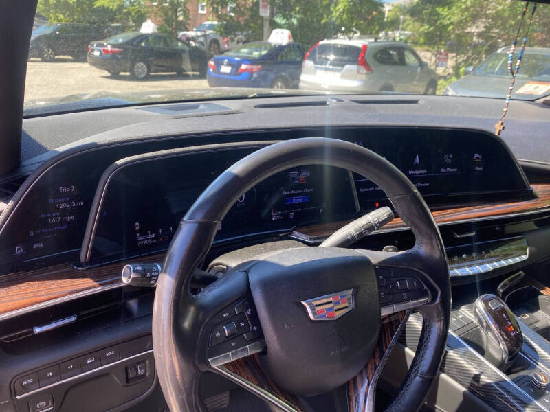 2023 Cadillac Escalade Luxury