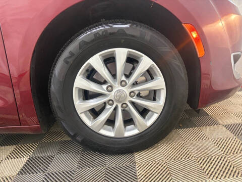 2019 Chrysler Pacifica Touring L