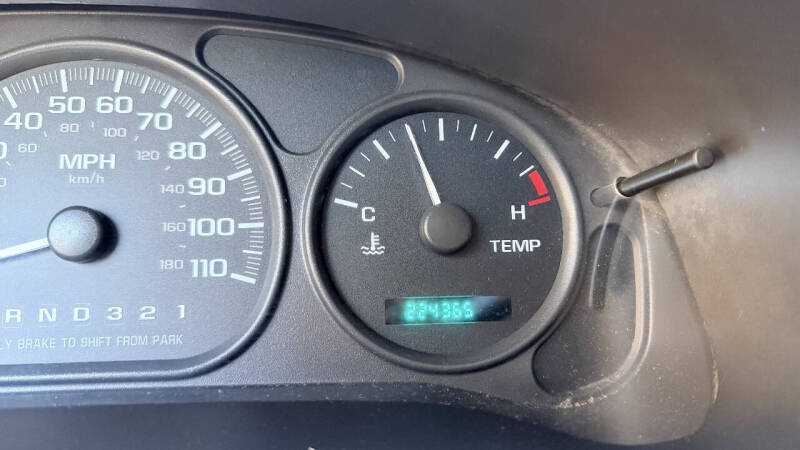 2003 Chevrolet Venture LS
