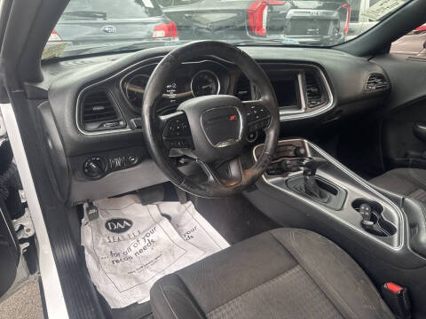 2018 Dodge Challenger SXT