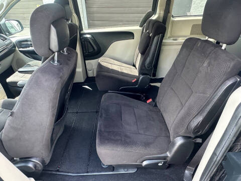 2013 Dodge Grand Caravan SE