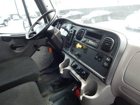 2016 Freightliner M2 106