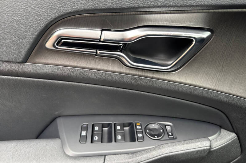 2026 Kia Sportage Plug-In Hybrid X-Line