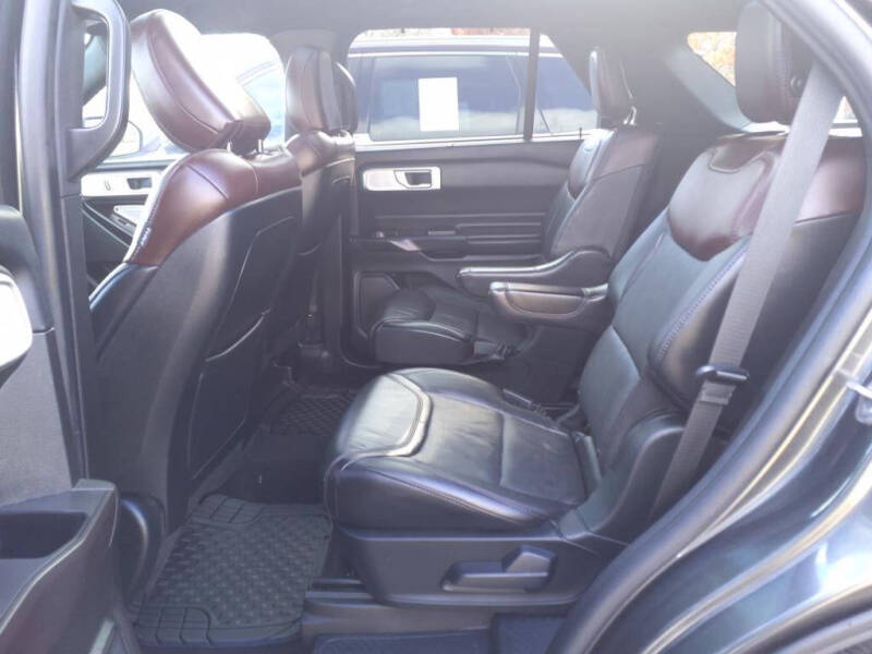 2020 Ford Explorer Platinum