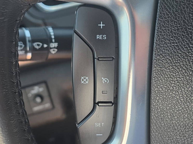 2015 GMC Acadia SLE-2