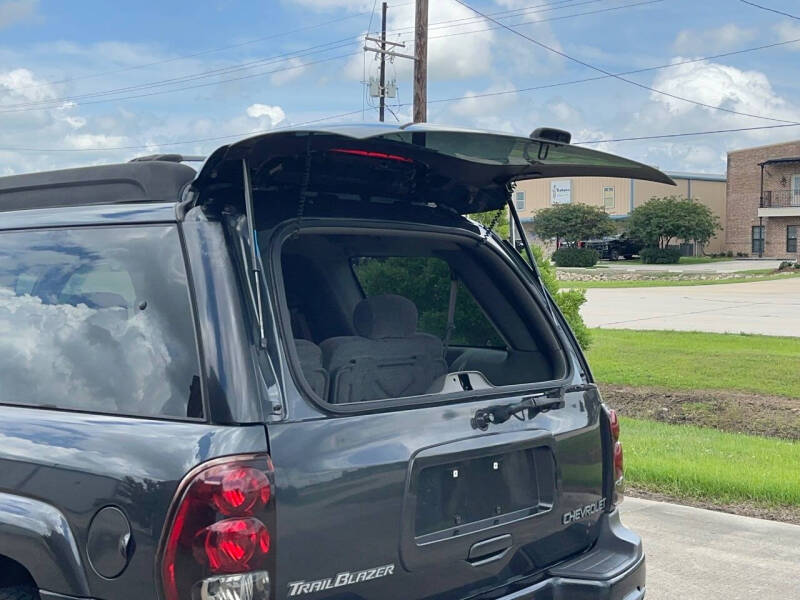 2004 Chevrolet TrailBlazer EXT LT