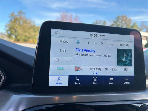 2022 Ford Escape Titanium