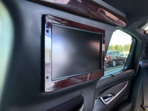 2013 Cadillac XTS Pro Coachbuilder-Limo